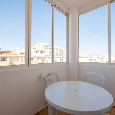 Local Living 94 By Destination Algarve *